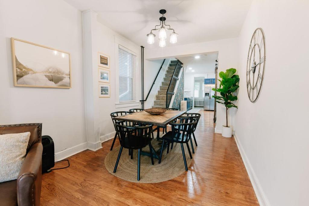 Comfy Renovated Townhome - Heart Of Downtown Lancaster Extérieur photo