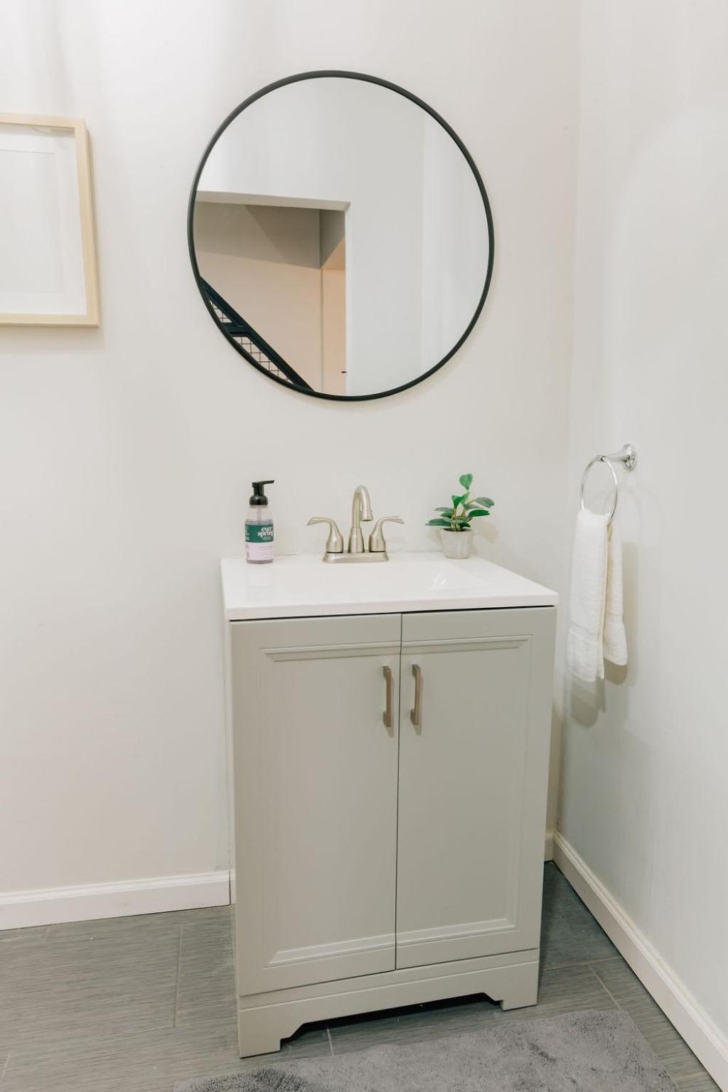Comfy Renovated Townhome - Heart Of Downtown Lancaster Extérieur photo